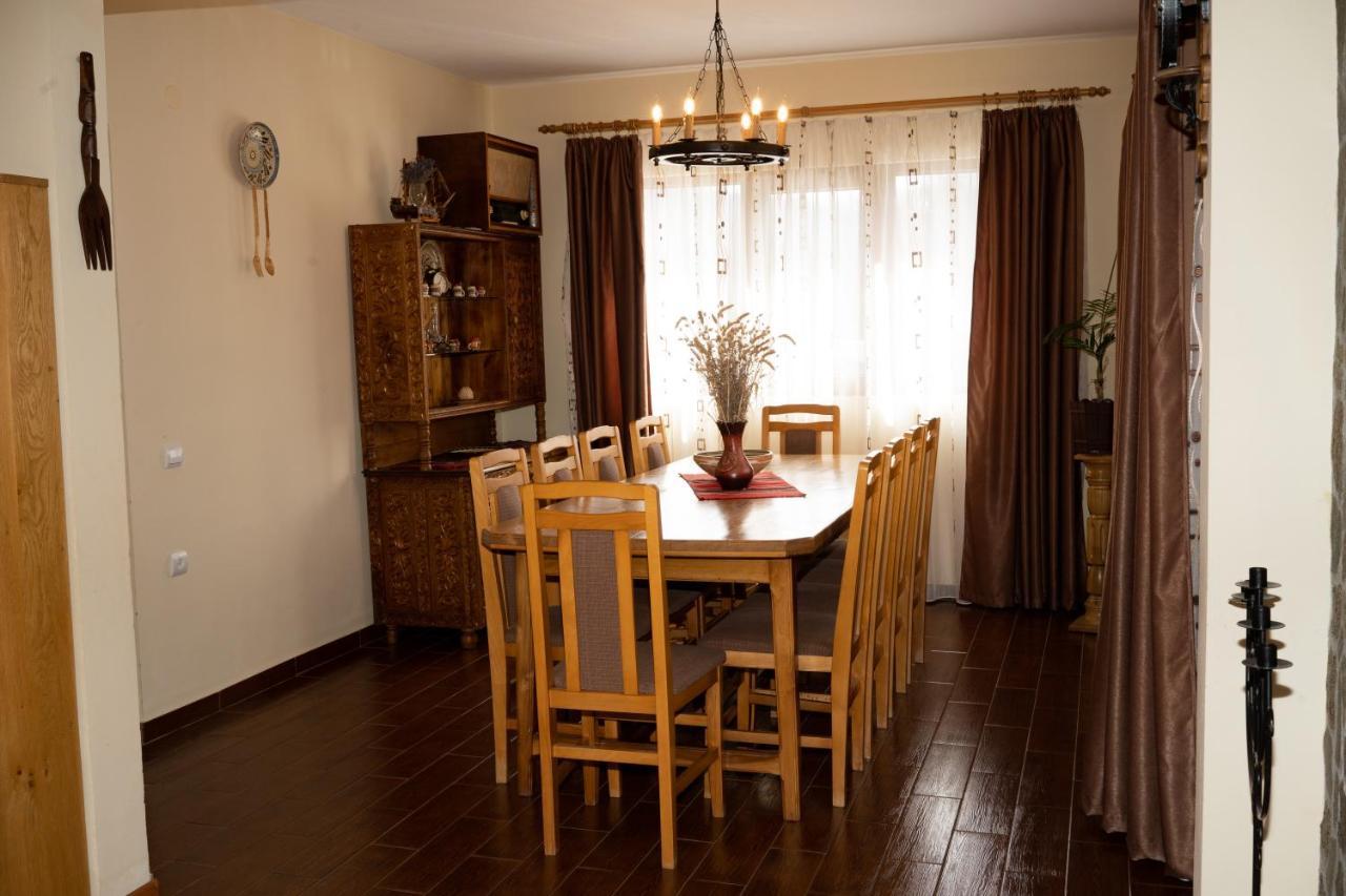 Villa Arnota Costesti  Exterior foto